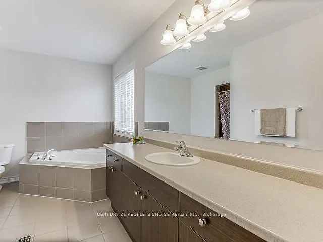 4 Dublin Rd — Photo 12