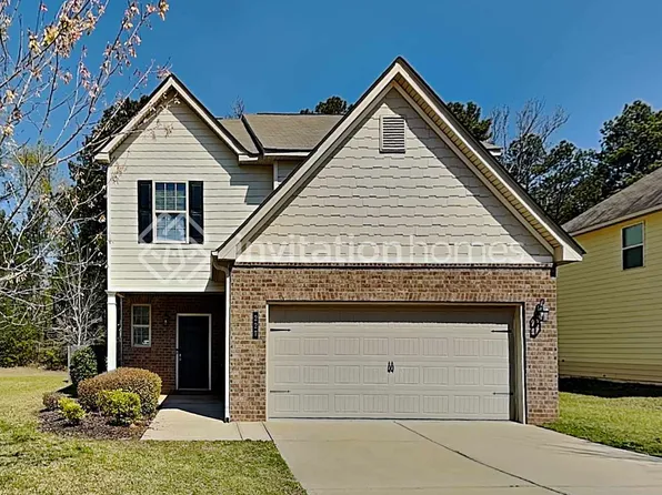 227 Bandelier Cir, Hampton, GA 30228