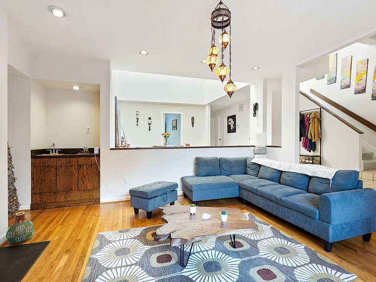 5351 Strathmore Ave — Photo 5