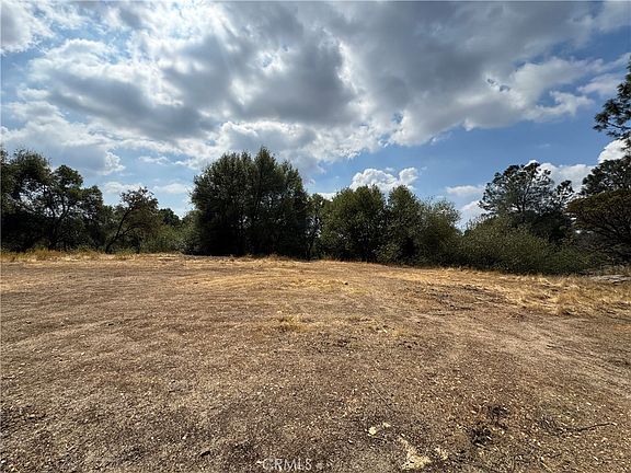 5th image of Summerhill Ln