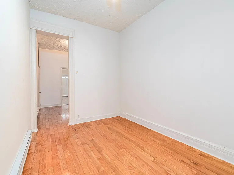 123 Clinton St #1S — Photo 6