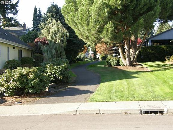 3rd image of 3008 SE 156th Ave
