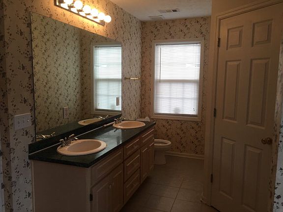 5th image of 5484 Saratoga Dr