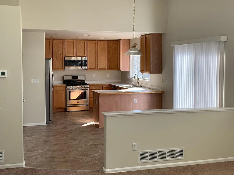 15630 E Dorado Ave — Photo 2