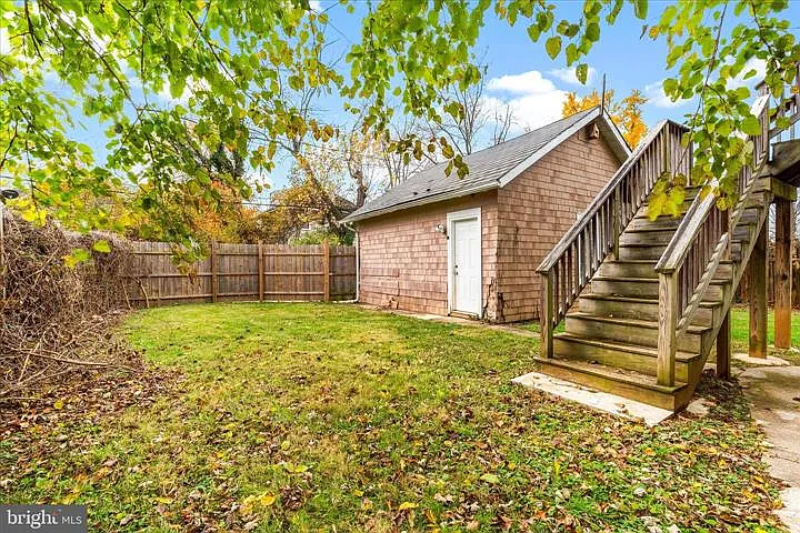 3911 Chatham Rd — Photo 44