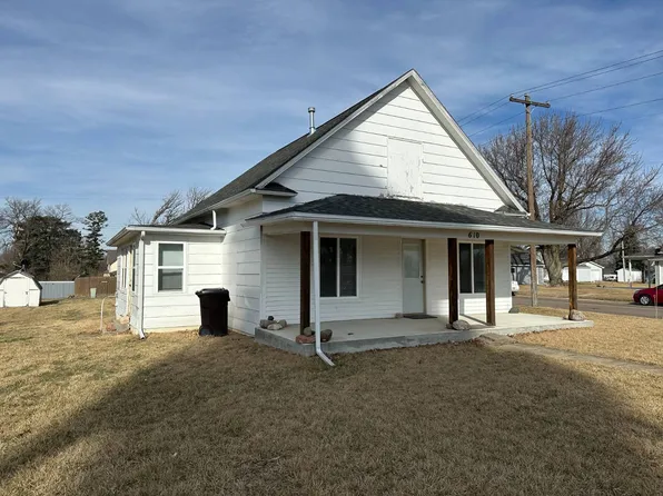 610 N Maple St, Osmond, NE 68765
