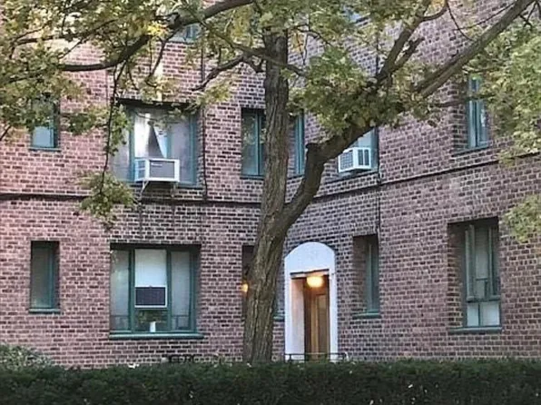 2059 Saint Raymond Avenue #MC, Bronx, NY 10462