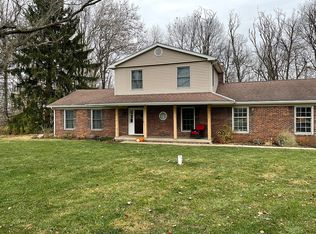1693 S Deer Park Dr, Peru, IN 46970