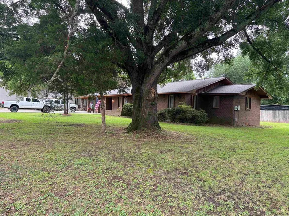 213 W Texas St, Amity, AR 71921