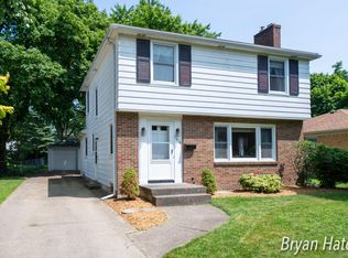 1618 Lotus Ave SE, Grand Rapids, MI 49506