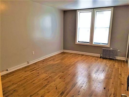 5th image of 65 Clarkson Ave #C4