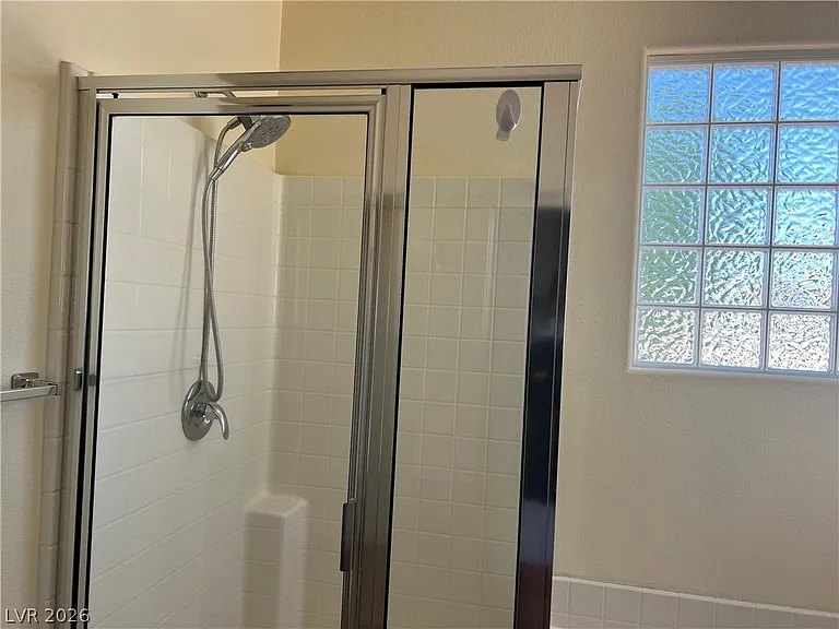 3900 Irvin Ave — Photo 23