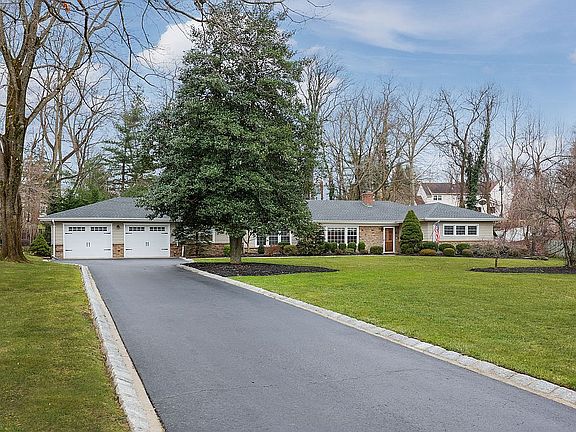 2nd image of 56 Iler Dr