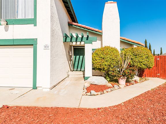 2nd image of 1814 Manzanita Ct