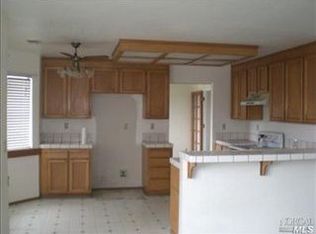 724 Basalt Dr, Vallejo, CA 94589