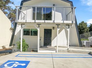 28220 Agoura Rd, Agoura Hills, CA 91301