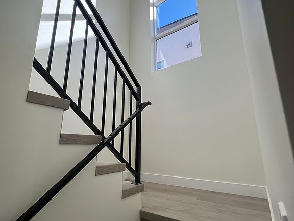 5th image of 5402 Brockbank Pl