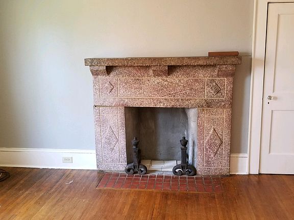 4th image of 1229 Richardson Dr