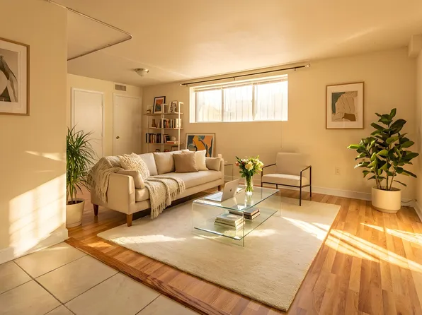 120 Bradlee St APT 2, Hyde Park, MA 02136