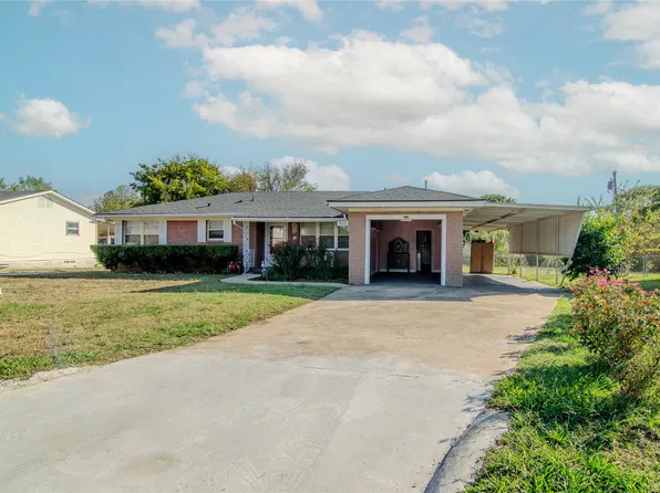 829 W 22nd St, Ada, OK 74820
