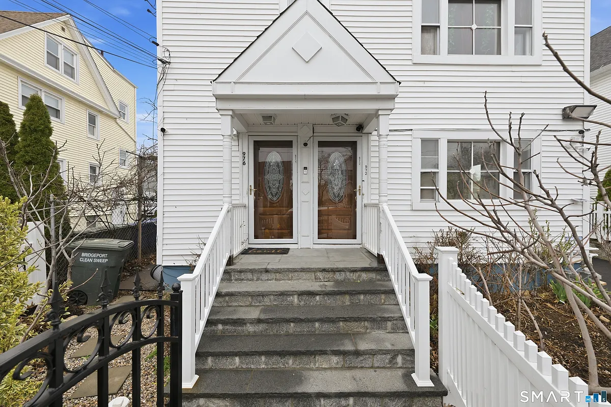 Building Photo - 972 Capitol Ave #1