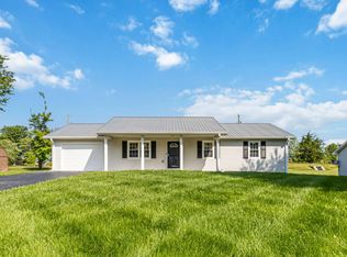 244 Shamrock St, Russell Springs, KY 42642