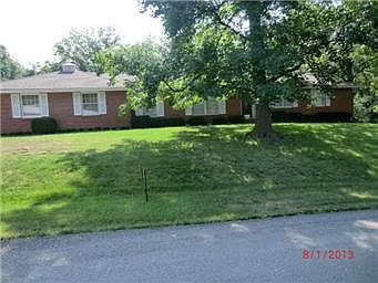 2nd image of 6115 NW Westwood Ln