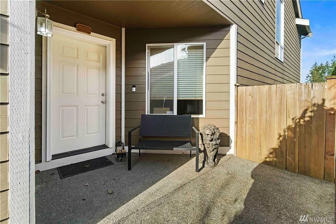 26138 242nd Ct SE — Photo 4