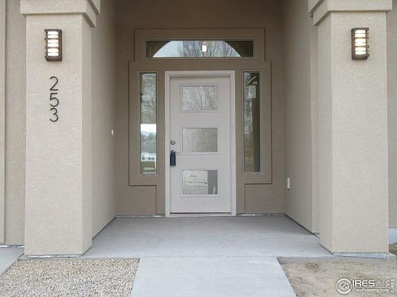 3rd image of 253 Brooke Ln