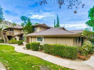 9005 Fanita Rancho Rd, Santee, CA 92071