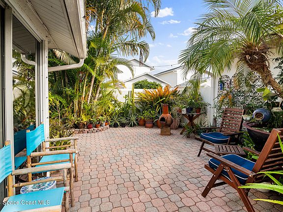 2nd image of 909 Wilshire Ct