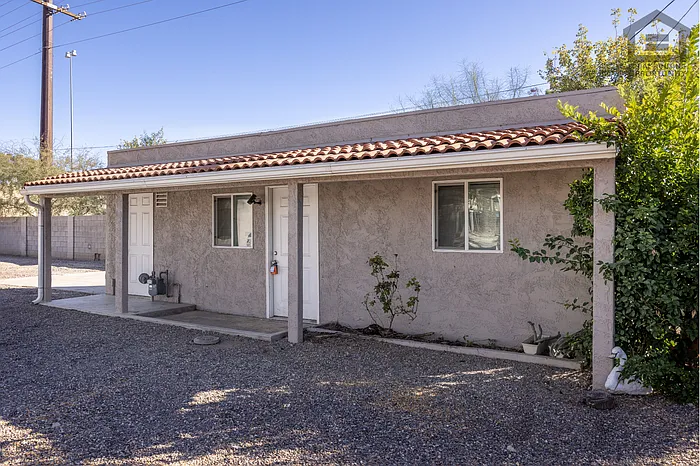 1 bed, 1.0 bath, 378 sqft, $999 — Photo 3