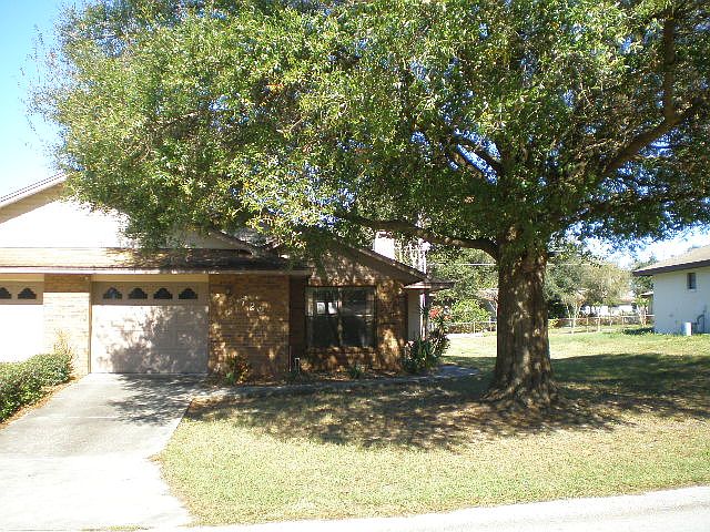 1st image of 722 Highland Gardens Ln