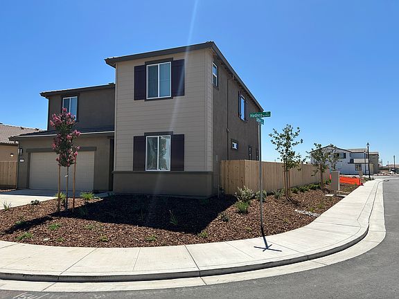 Corner lot - Desirable for additional privacy, more natural lighting and ventilation