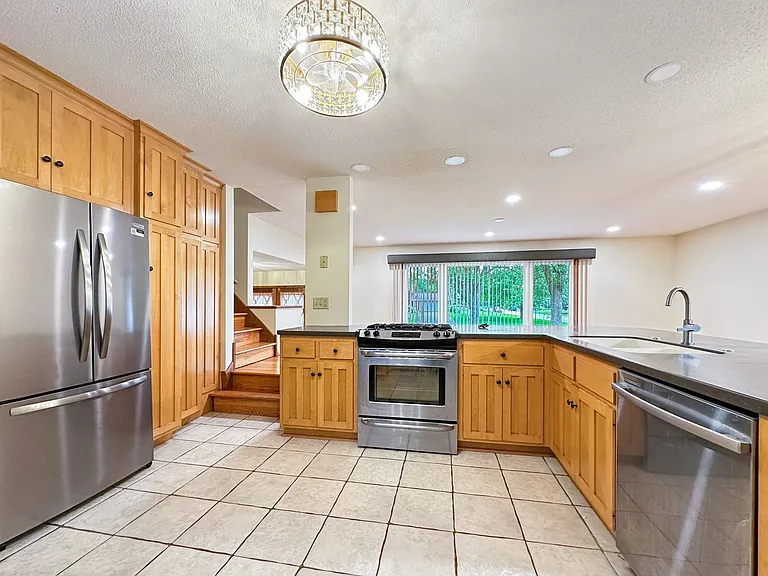 3830 Union Terrace Ln N — Photo 5