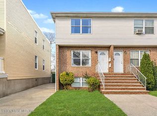 37 Metcalfe St FLOOR 1, Staten Island, NY 10304