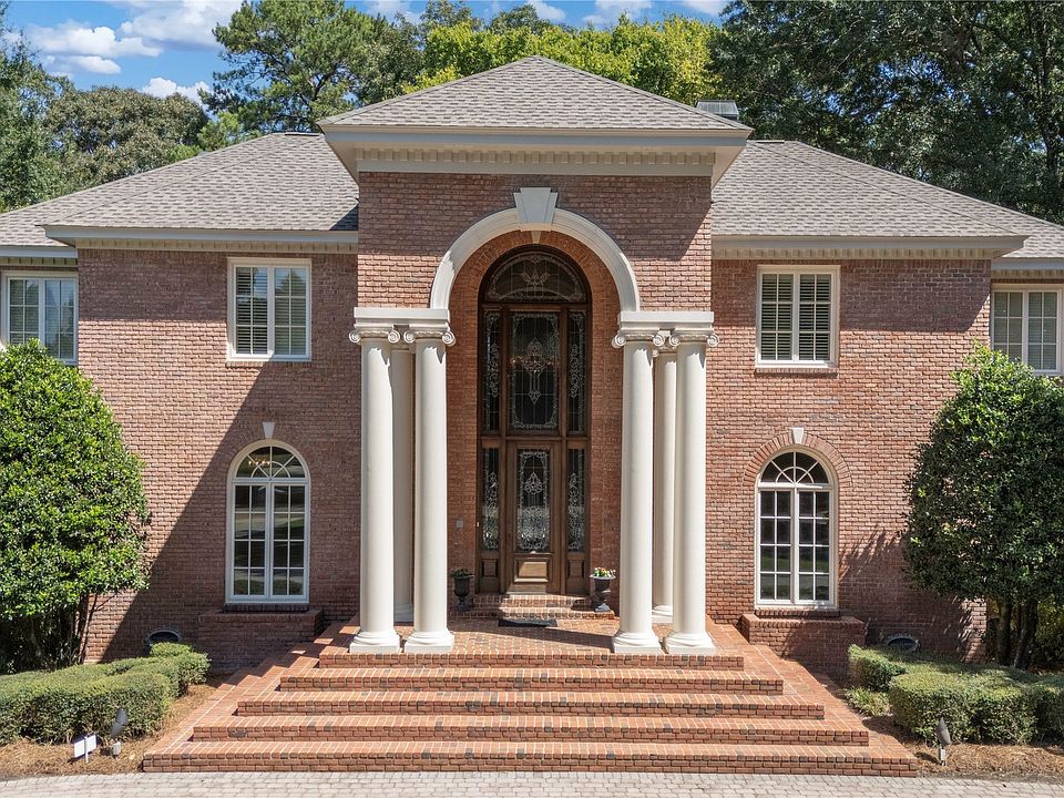 1st image of 5660 Woodside Cir