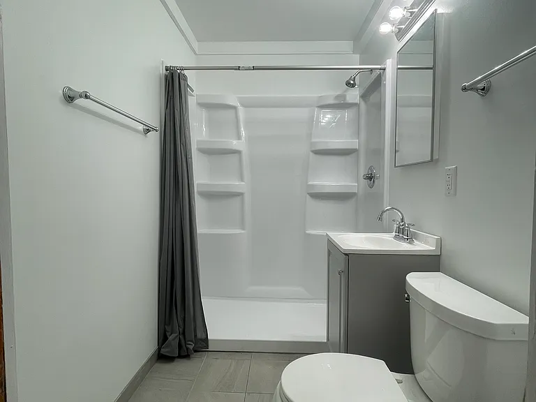 2521 W Michigan St — Photo 12