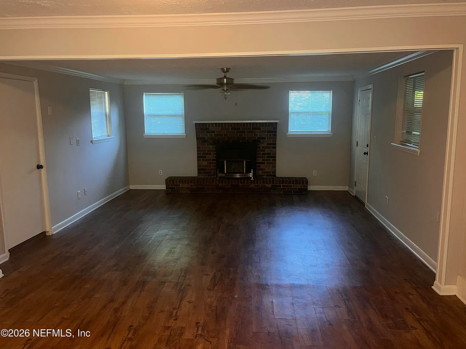 3 bed, 2.0 bath, 1741 sqft, $1,700 — Photo 4