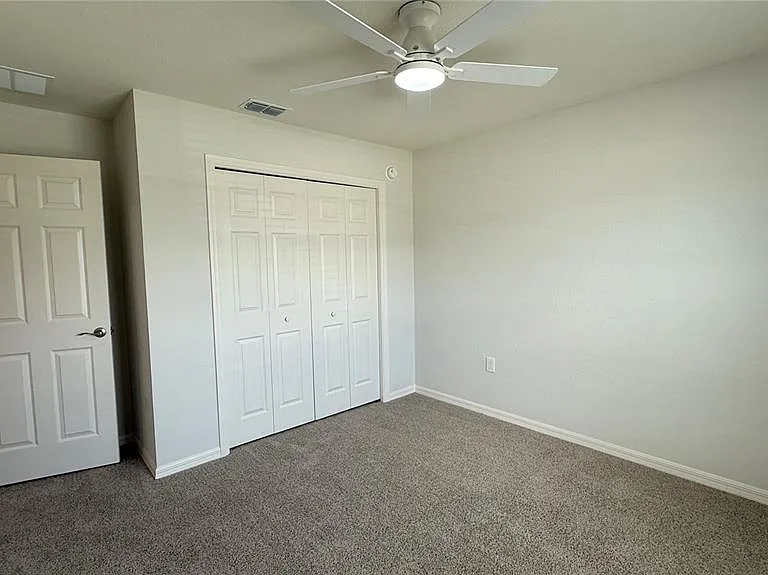 3139 Laurel Oak Ln — Photo 5