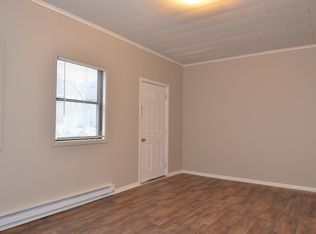 38 Belmont St #1S, Carbondale, PA 18407