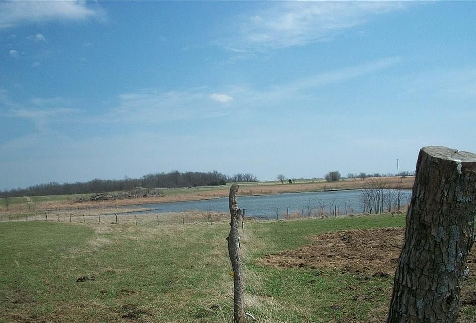 2nd image of 32914 S Gregg Rd