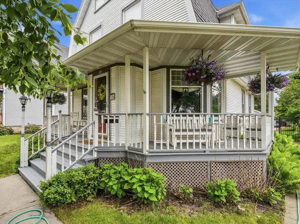 324 St Clair AVENUE, Sheboygan, WI 53081