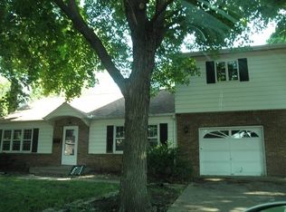 819 Oak Rd, La Salle, IL 61301