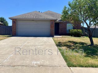 3109 E Gillette St, Broken Arrow, OK 74014