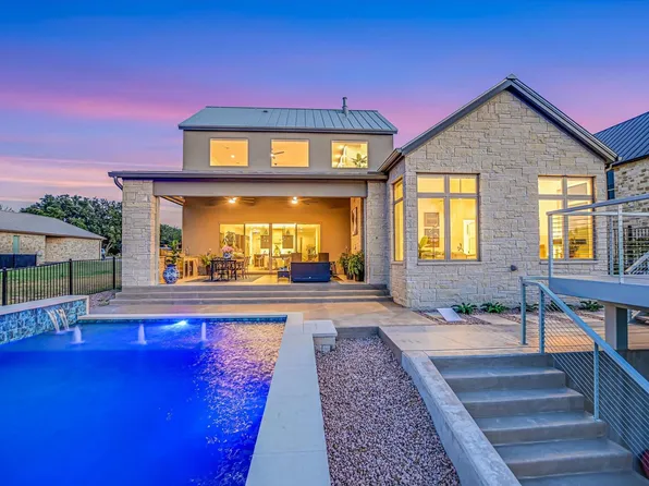 98 Wennmohs Place, Horseshoe Bay, TX 78657