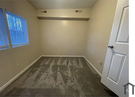 1913 Rosedale St NE #1 — Photo 20
