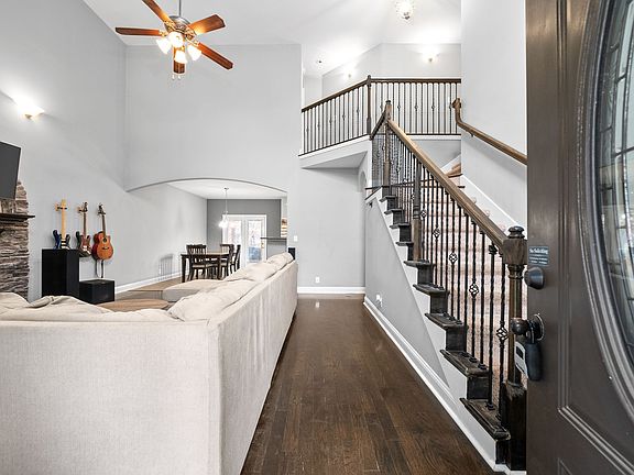 4th image of 3703 Windmill Ct