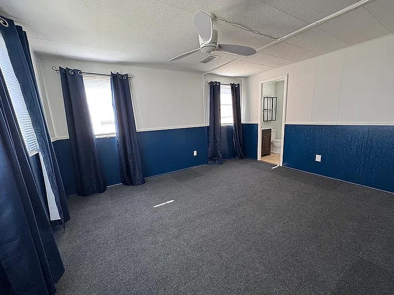 4112 Edam St #405 — Photo 27