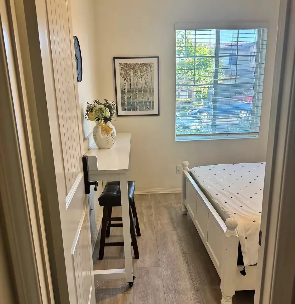 4 bed, 2163 sqft, $1,200 — Photo 3